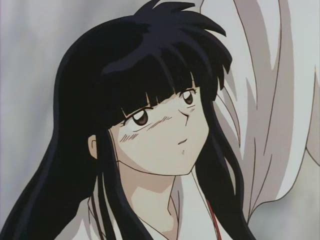 Otaku Gallery  / Anime e Manga / Inu-Yasha / Screen Shots / Episodi / 022 - Il sorriso malvagio, Kikyo tra la vita e la morte / 066.jpg